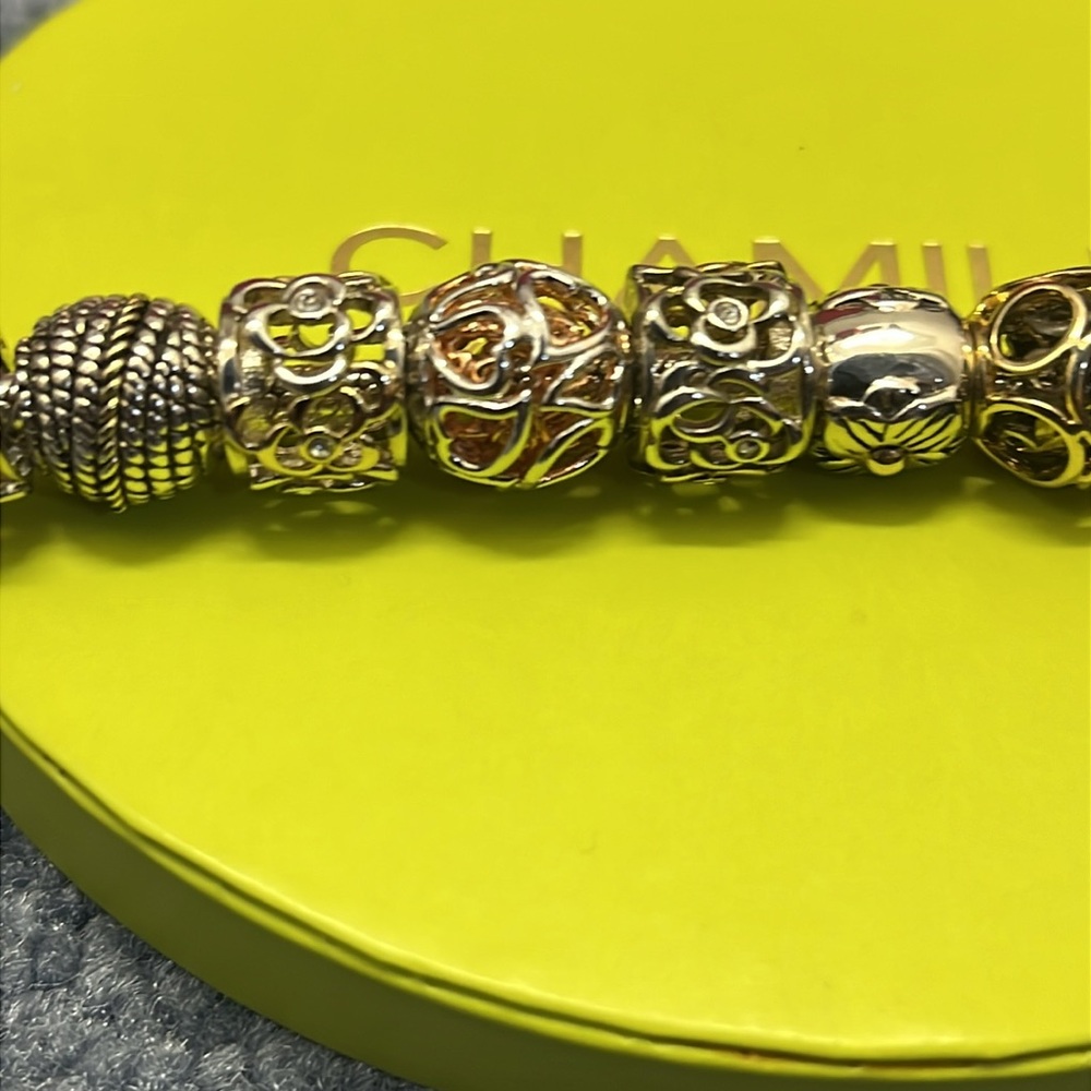 Chamilia Bracelet - Picture 3 of 4